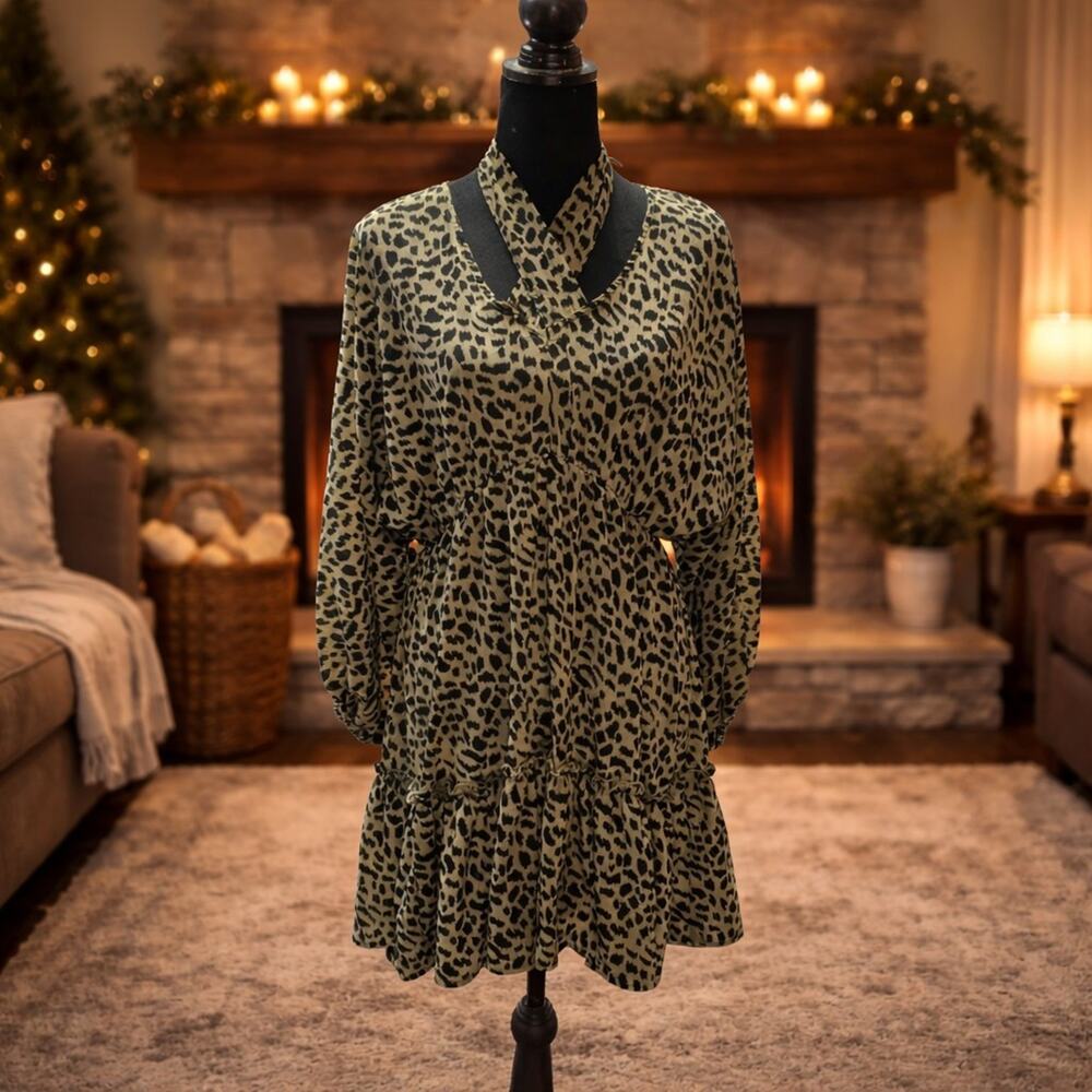 Umgee Dress Womens Medium Animal Print Tiered Tie Neck